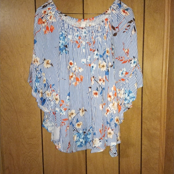 Women's of the shoulder blouse - Picture 1 of 2